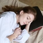 are you supposed to sleep with earrings in?
