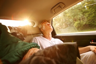 is it dangerous to sleep in a car?