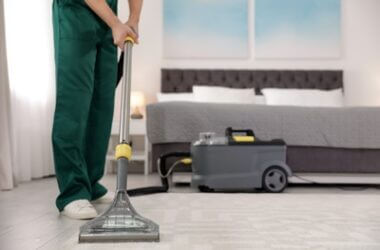 can I sleep in a room after carpet cleaning?