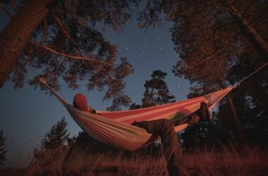 can you sleep overnight in a hammock?
