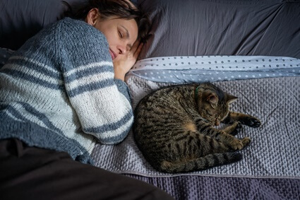 is the foetal position good for sleep?