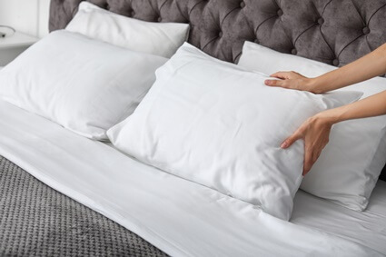 what happens if you sleep without a pillowcase?
